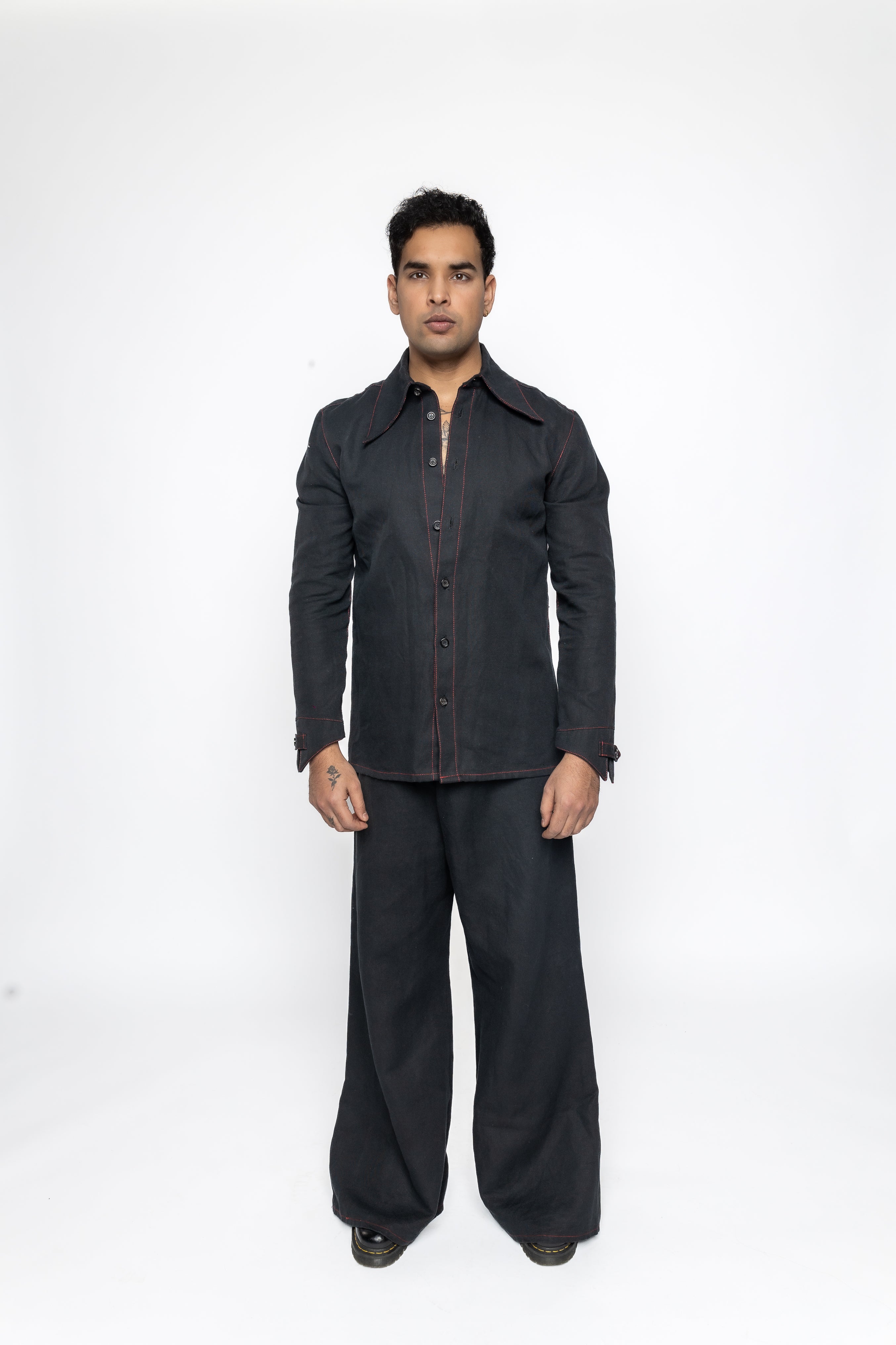 Razor Collar Shirt in Black Cotton Linen Mix