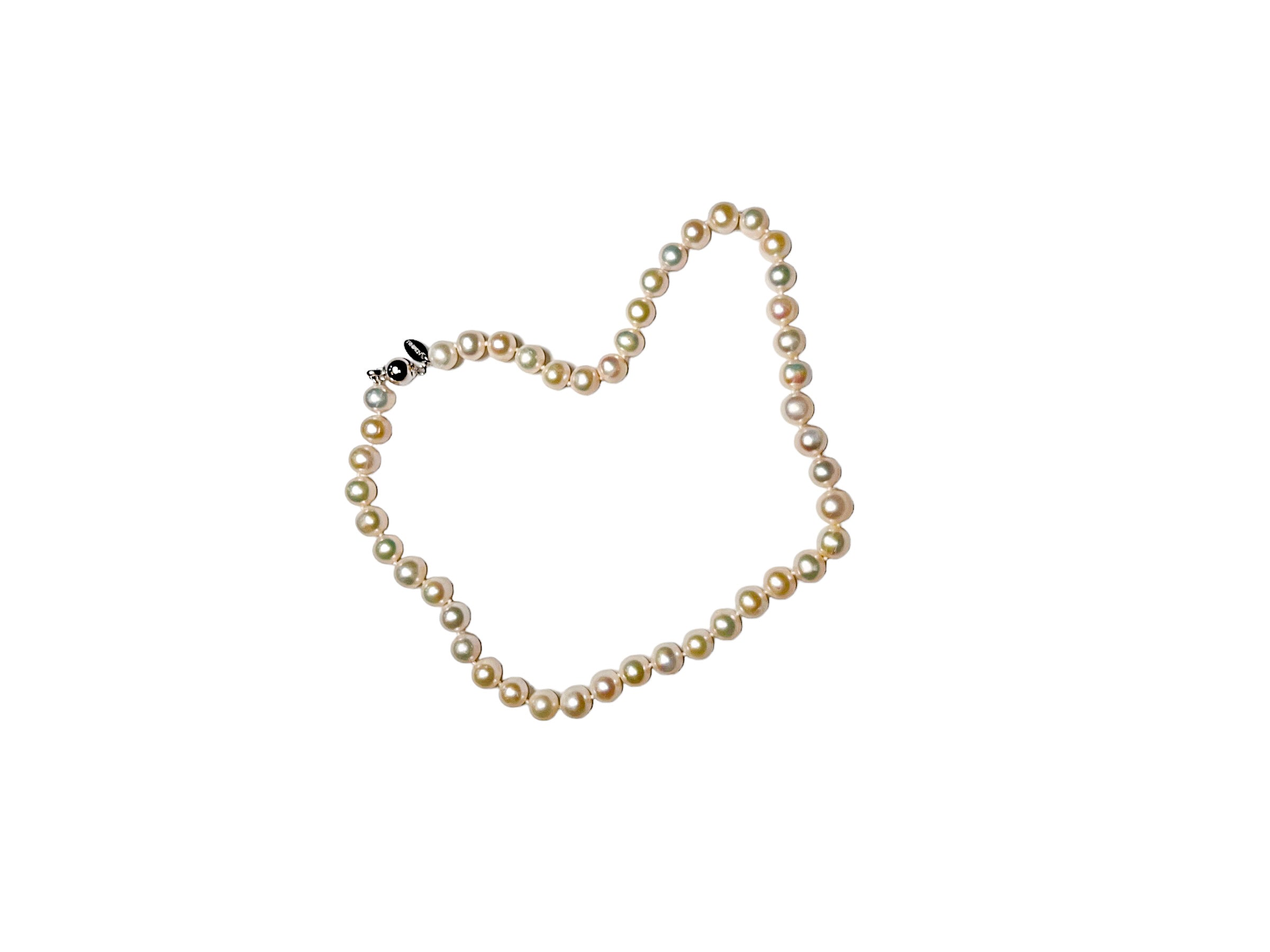 Nominal London Pearl Necklace