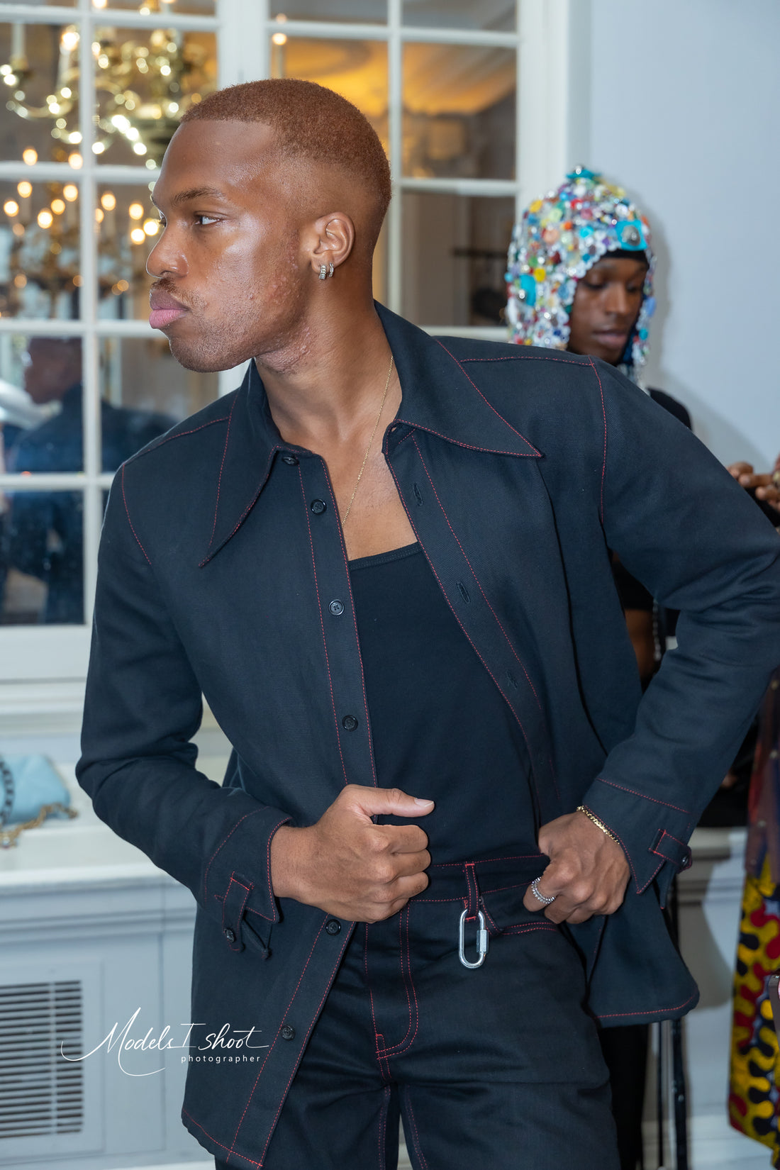 Razor Collar Shirt in Black Cotton Linen Mix