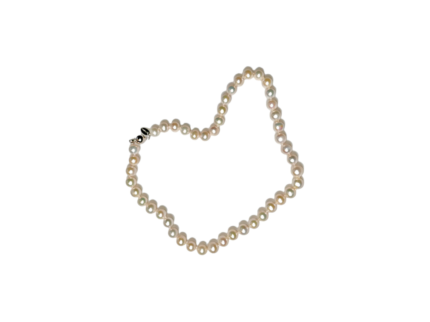 Nominal London Pearl Necklace